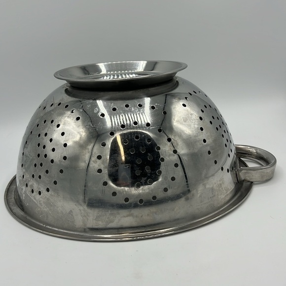LARGE STAINLESS STEEL SILVER STRAINER COLANDER - Picture 5 of 5